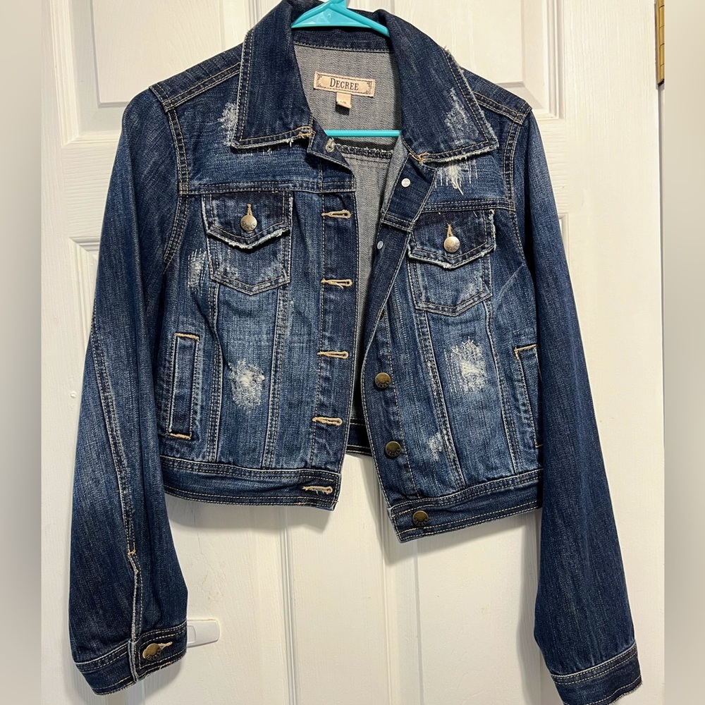 Cropped distressed jean jacket